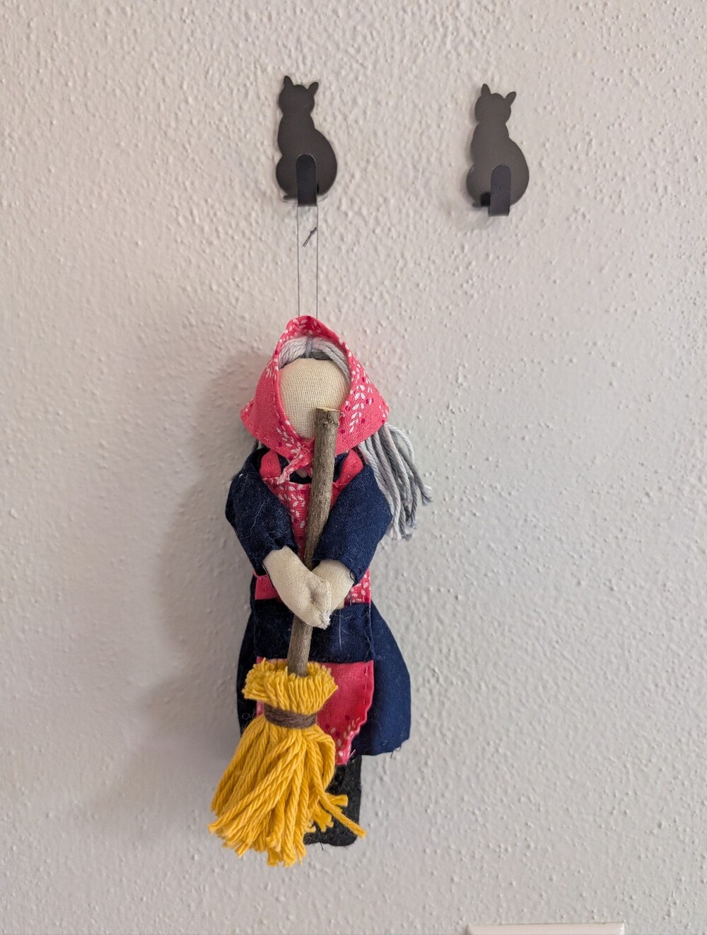 Hand Sewn Kitchen Witch Hanging Decor, 8 Inch